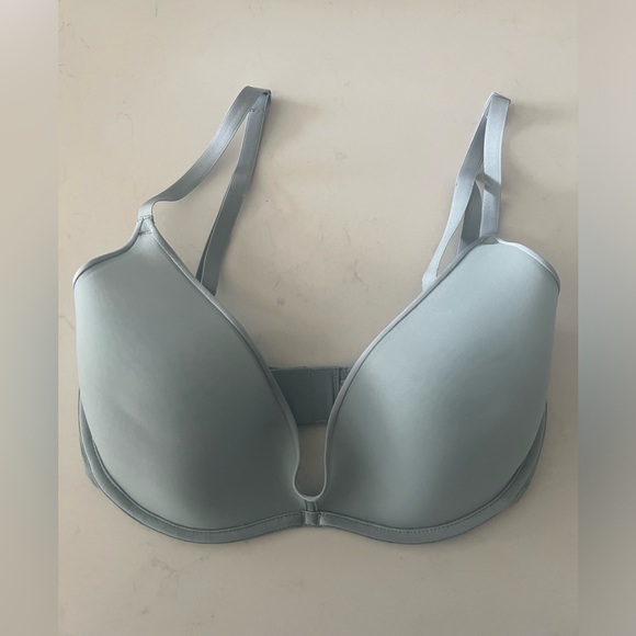 Skims weightless Demi bra - Picture 3 of 3